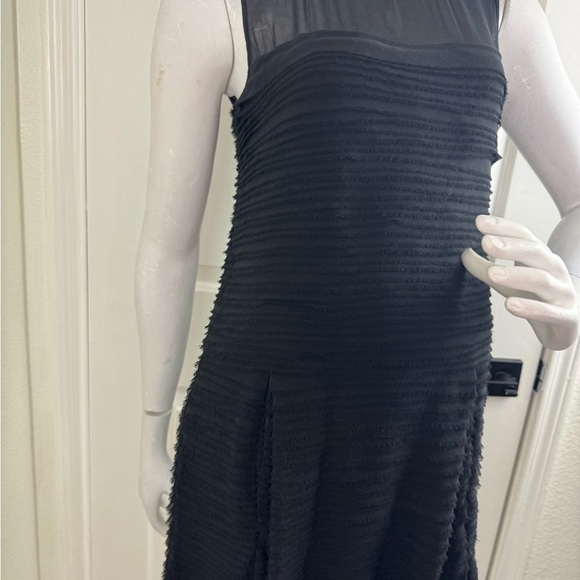 Theory Elegant Black Sleeveless Dres Size 0. E42 - Picture 7 of 13